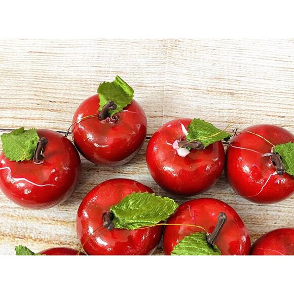 Vtg Lot 14 Mixed Sizes Shiny Red Apple Lacquer Ornaments Green Leaf Christmas - Picture 4 of 4